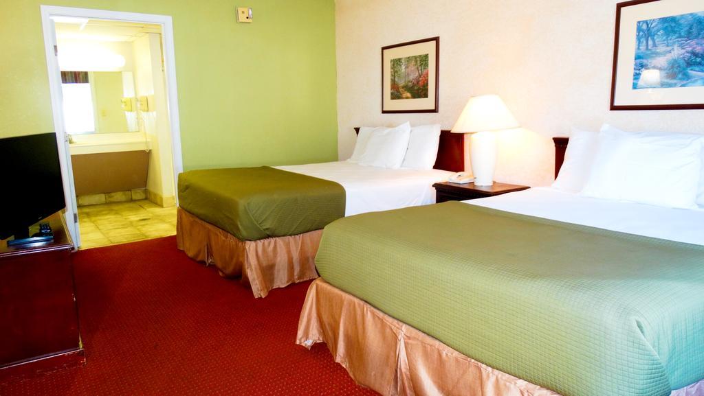 Econo Lodge Brunswick I-95 ภายนอก รูปภาพ