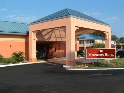 Econo Lodge Brunswick I-95 ภายนอก รูปภาพ