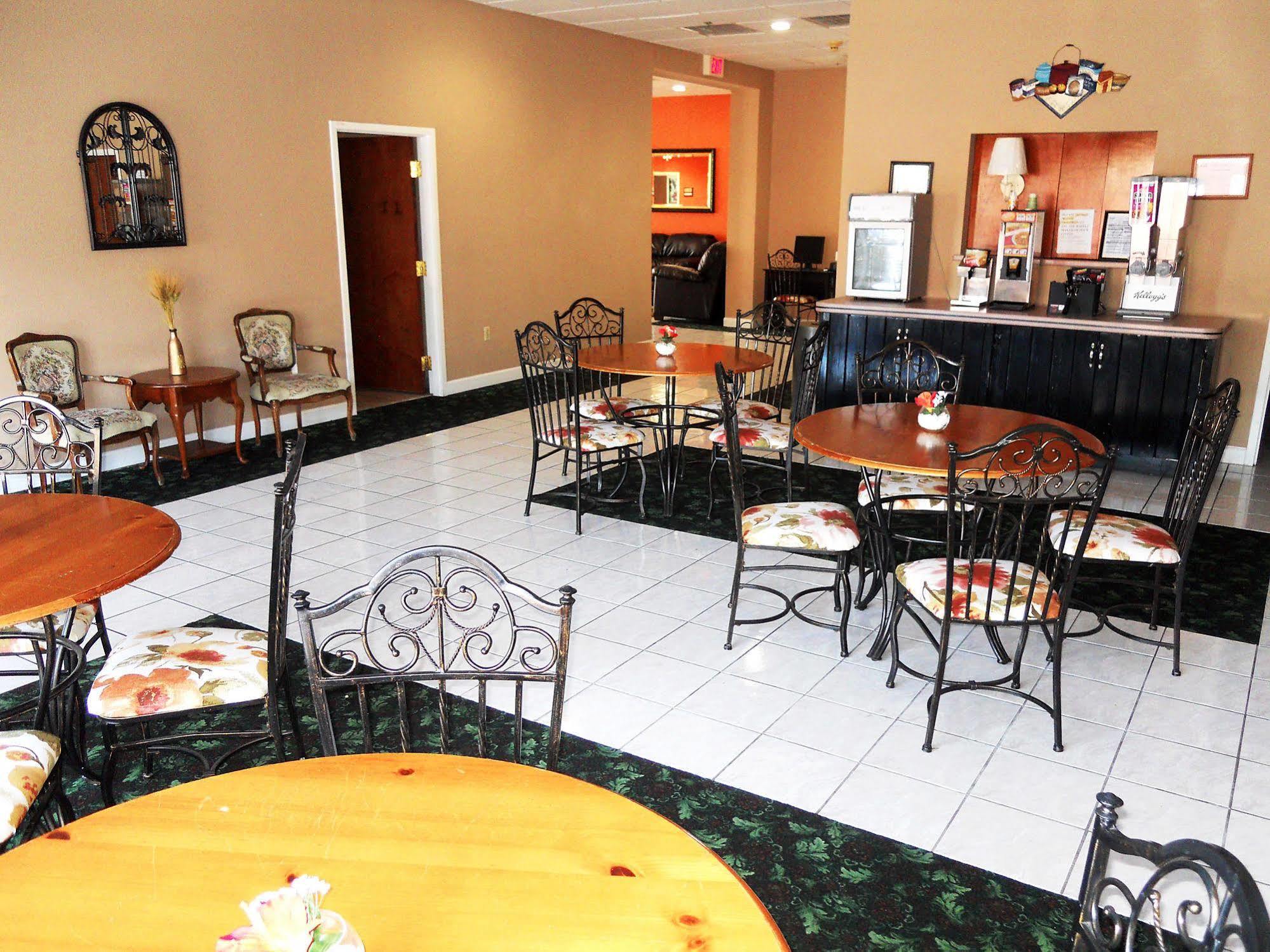 Econo Lodge Brunswick I-95 ภายนอก รูปภาพ