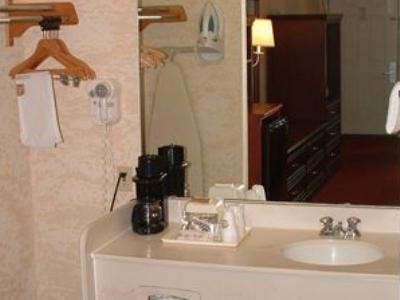 Econo Lodge Brunswick I-95 ภายนอก รูปภาพ